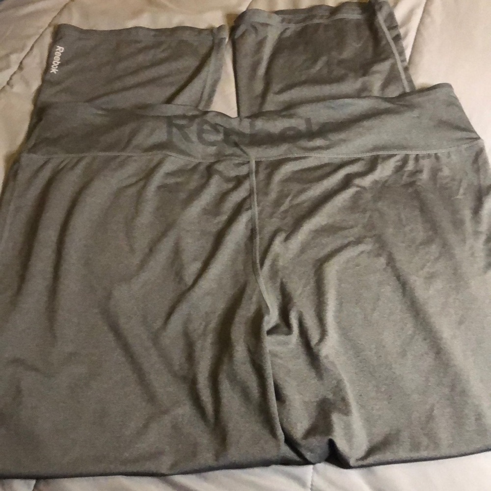 Ladies Reebok  pants - Picture 2 of 2